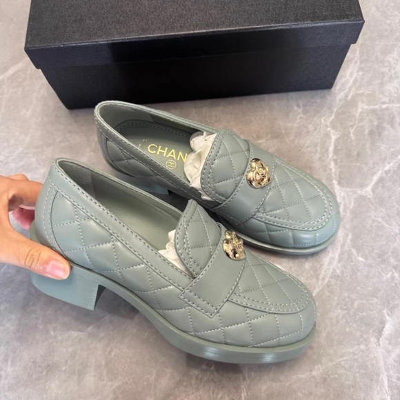 CHANEL Quilted Mint Green Heart-Detail Loafers - Picture 4 of 4